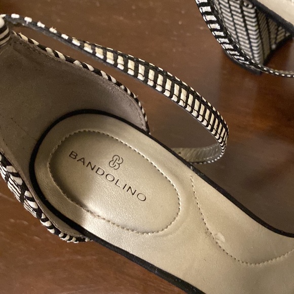 Black and white checkered heel - Picture 3 of 4